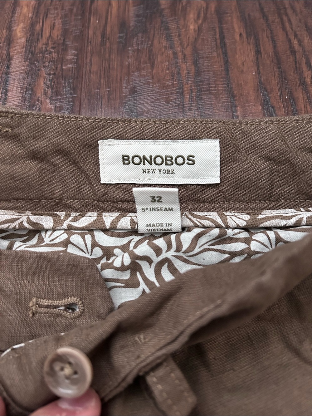 Linen Shorts - Picture 2 of 3